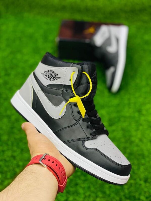 Nike Air Jordan Men's Sneakers - Image 4