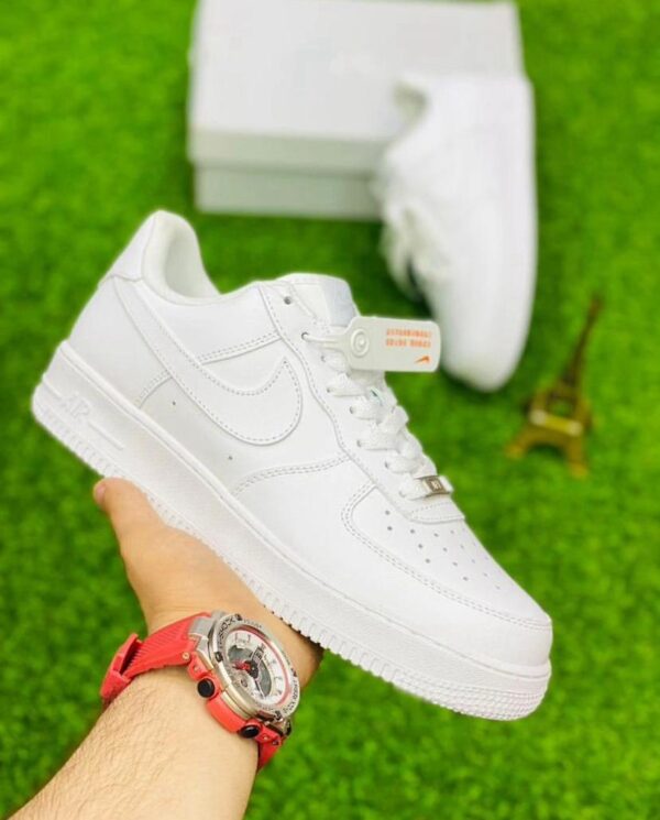 Nike Air Force 1 Premium Men's Shoes - Image 3