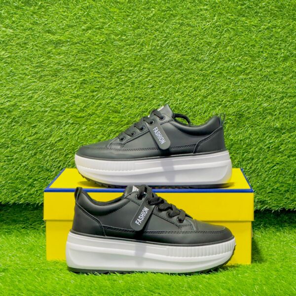 Fashion Women's High Platform Chunky Sneakers - Image 3