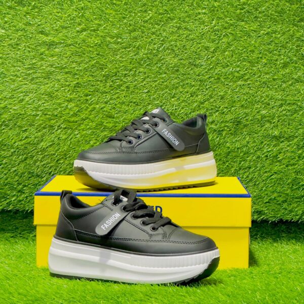 Fashion Women's High Platform Chunky Sneakers - Image 5